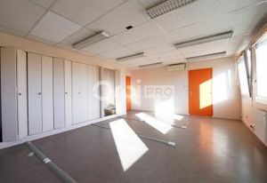 Bureaux à vendre Bron - Proche A43, tram et bus