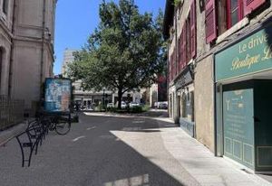 Location local commercial Valence centre-ville