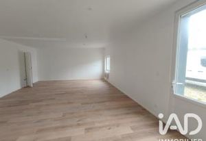 Vente local commercial Saint-Jean-Brévelay - 10 boxes + bureaux