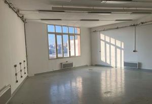 Location local d'activité Paris 20e - Cité Aubry - Proche métro