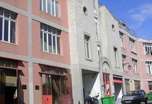 Location local d'activité Paris 20e - Cité Aubry - Proche métro