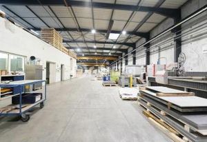 Location local d'activité Chassieu - Proche A43 et N346
