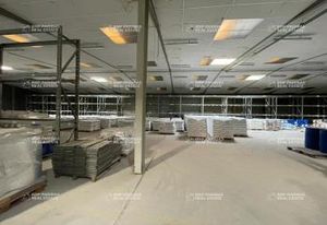 Vente locaux d'activité Saint-Quentin-Fallavier - 2 bâtiments indépendants