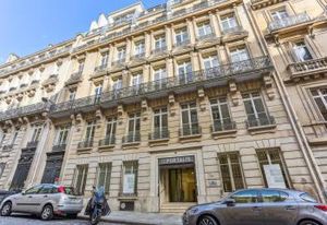 Location bureaux Paris 8 - Proche Gare Saint-Lazare