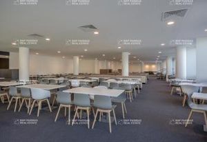 Location bureaux Bagneux, proche RER B, 4300 m², 2 terrasses et services