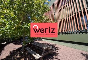 Location bureaux Venelles - 4 parkings inclus