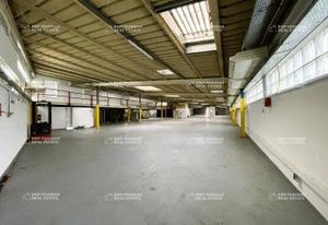 Bâtiment d'activité à vendre Villeneuve-le-Roi - Proximité gare