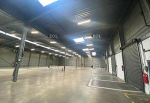 Location immeuble activité/stockage Louvres - Proche RER D et Aéroport CDG