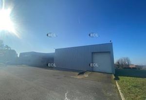 Location immeuble activité/stockage Louvres - Proche RER D et Aéroport CDG
