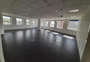 Bureaux à louer Ivry-sur-Seine - Proche Charenton et Paris, accès A4