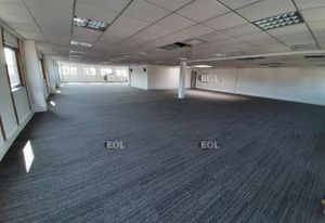 Location bureaux Vitry-sur-Seine - Proche commodités et parkings