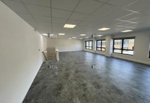 Location bâtiment clé en main Trappes - Proche A12, N10, N12