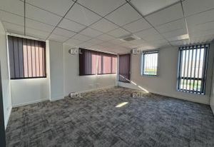 Location bureaux Tigery - Proche axes routiers, Parc des Vergers