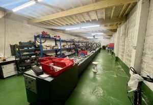 Bâtiment indépendant à vendre Bagnolet - Proche A86, A3 et transports
