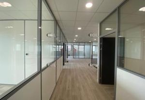 Vente entrepôt avec bureaux Croissy-Beaubourg - Proximité A4, A104, N104