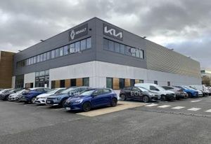 Local d'activités à louer Cergy - Proche A15 et transports