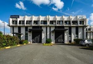 Location local d'activité Evry-Courcouronnes - Accès RER D & T12