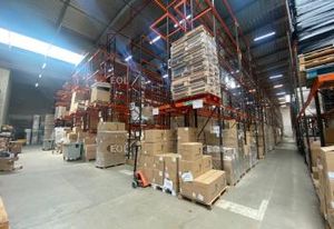 Location entrepôt Croissy-Beaubourg - Proche A4/A104 et RER E