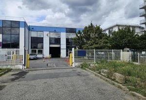 Location local d'activité Vitry-sur-Seine - Parc sécurisé