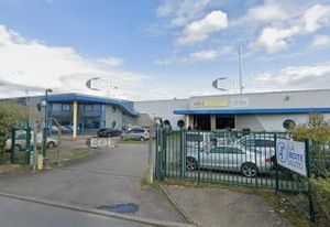 Local d'activité à vendre Servon - Proche A105 et RER D