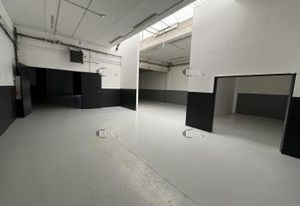 Local d'activité à vendre/location Trappes-Elancourt - Proche RN10