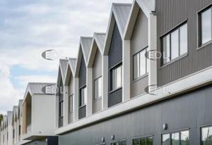 Locaux d'activité à vendre Flins-sur-Seine - PA des Chevries