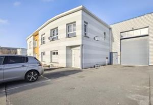 Location activité/entrepôt - 295 m²