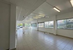 Local d'activité à louer Palaiseau - Proche RER B et A10