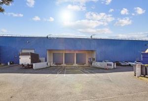 Location local d'activité Gonesse - Accès RER D et A1/A3