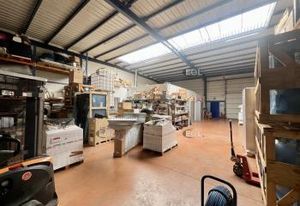 Location local d'activité Villepinte - Proche A104/A3 et CDG