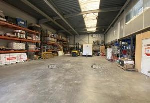 Location local d'activité Brétigny-sur-Orge - Proche RER C et N104