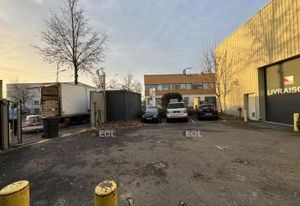 Location local d'activité Grigny - Proche A6/N7 et RER D