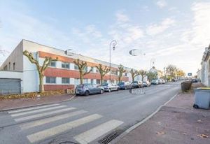 Vente bureaux Louvres - RER D et accès A1/A3/N104