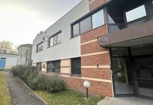 Location local d'activité Champs-sur-Marne - Proche A4 et RER A