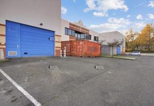 Location local d'activité Champs-sur-Marne - Proche A4 et RER A