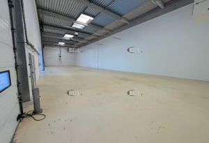 Location local d'activité Ivry-sur-Seine - Hauteur 8,8 m