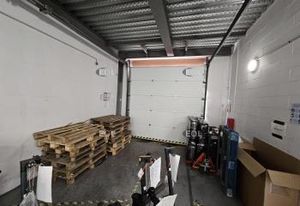 Local d'activité à louer Villejuif - Site clos et sécurisé