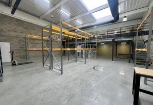Location local d'activité Le Bourget - Proche A1/A86 et RER B