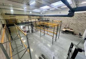 Location local d'activité Le Bourget - Proche A1/A86 et RER B