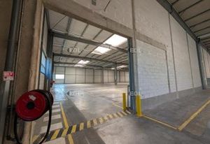 Location entrepôt Alfortville - Accès A86 et quais de Seine
