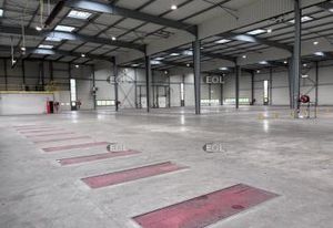 Immeuble d'activité à vendre Saint-Ouen-l'Aumône - Accès RER et autoroutes