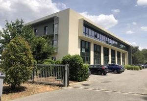 Location bureau Aix-en-Provence - Parc du Rocher de Saint-Hilaire, ligne 15
