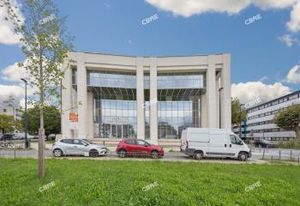Location bureaux Bordeaux - Proche tramway, bus et commerces