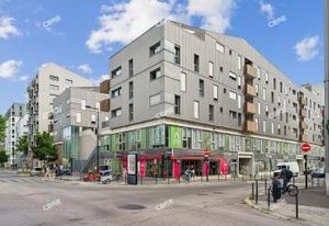 Bureaux à vendre Bordeaux Bassins à Flots - Proche Tram B et commerces