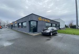 Location entrepôt Bordeaux - Pied de rocade, visibilité 1ère ligne