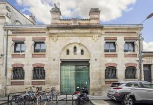 Location bureaux Bordeaux Chartrons - Tram C et Bus 5