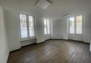 Location bureaux Bordeaux Quinconces/Tourny - Tram B,C,D,E
