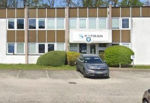 Location bureaux Mérignac intra-rocade - Tram A, bus 26/34