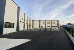 Vente entrepôt 140 m² Blanquefort - Zone d'activités