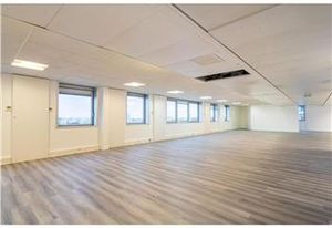 Location bureaux Noisy-le-Grand - Proche gare RER A et centre commercial
